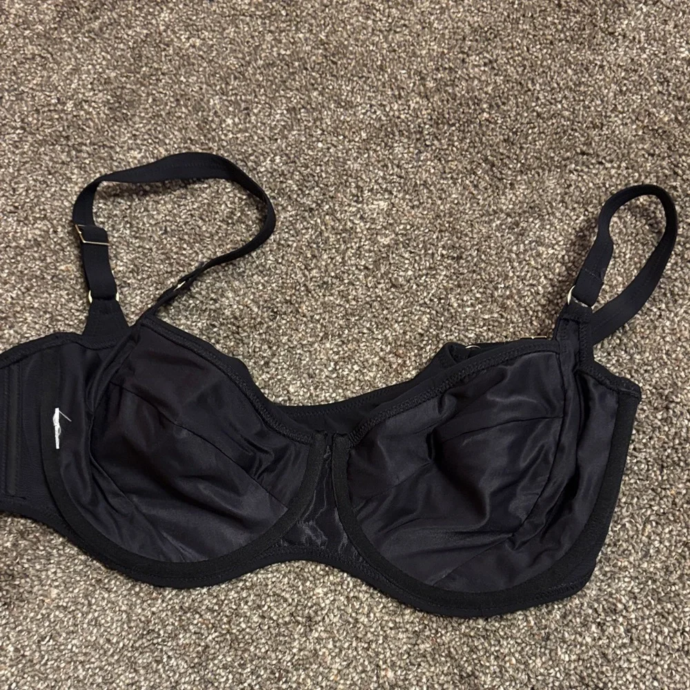 rosa faia Black Bikini Top - Picture 5 of 6